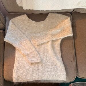 Ellen Tracy 1980’s Cream Knit Sweater